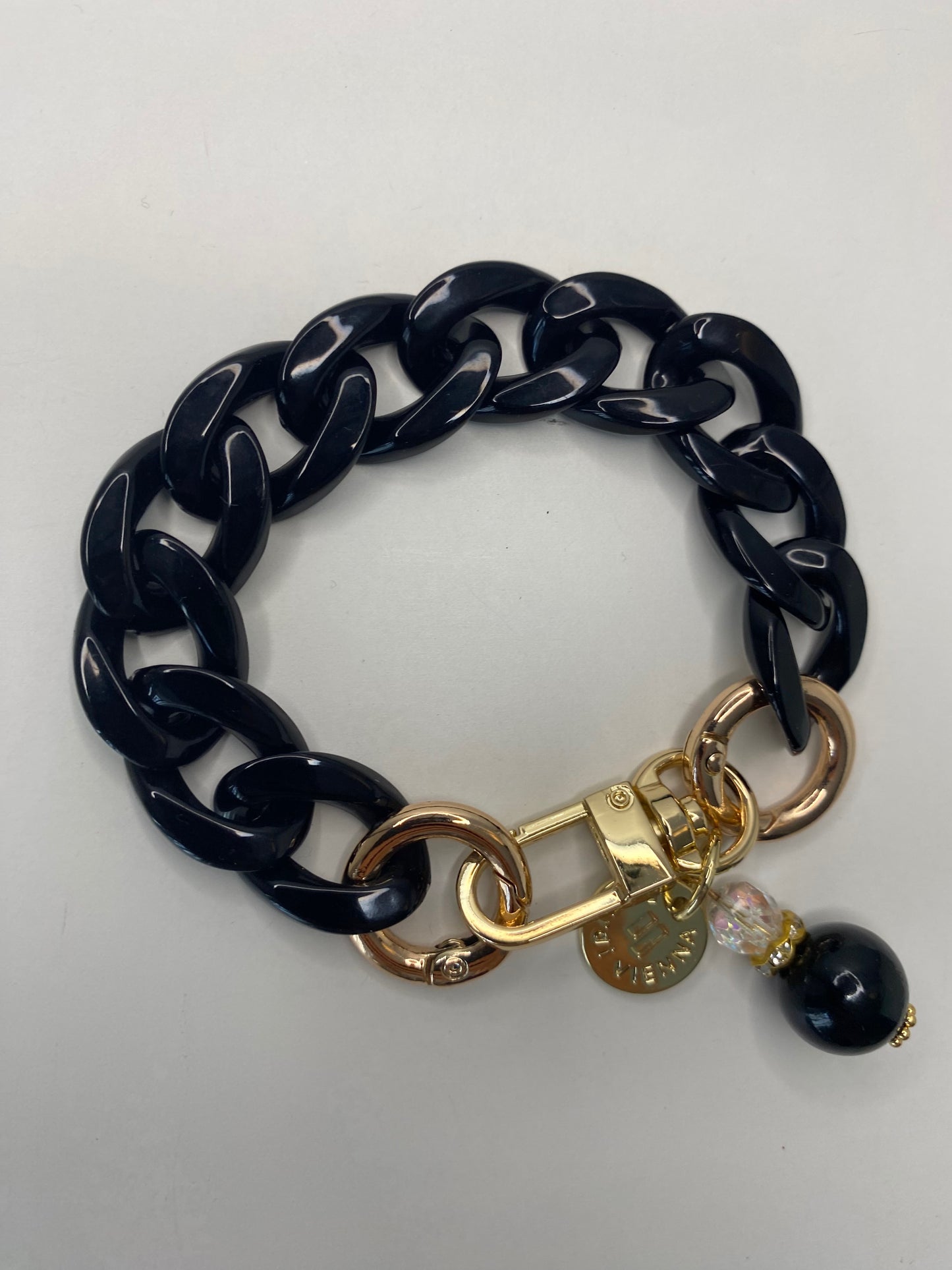 Bracelet Cecil Black shiny with Charm