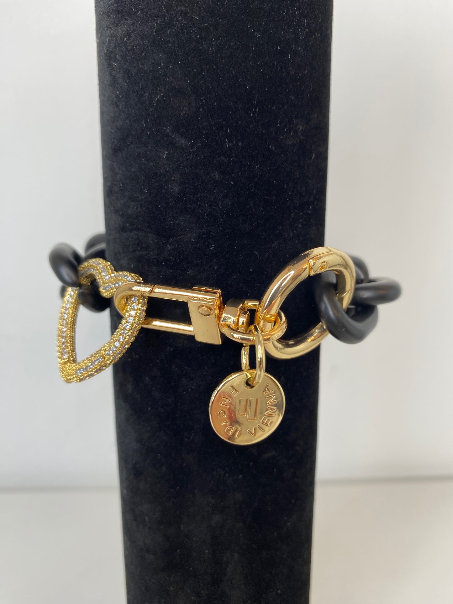 Chain Black Matt with strass ring Gold