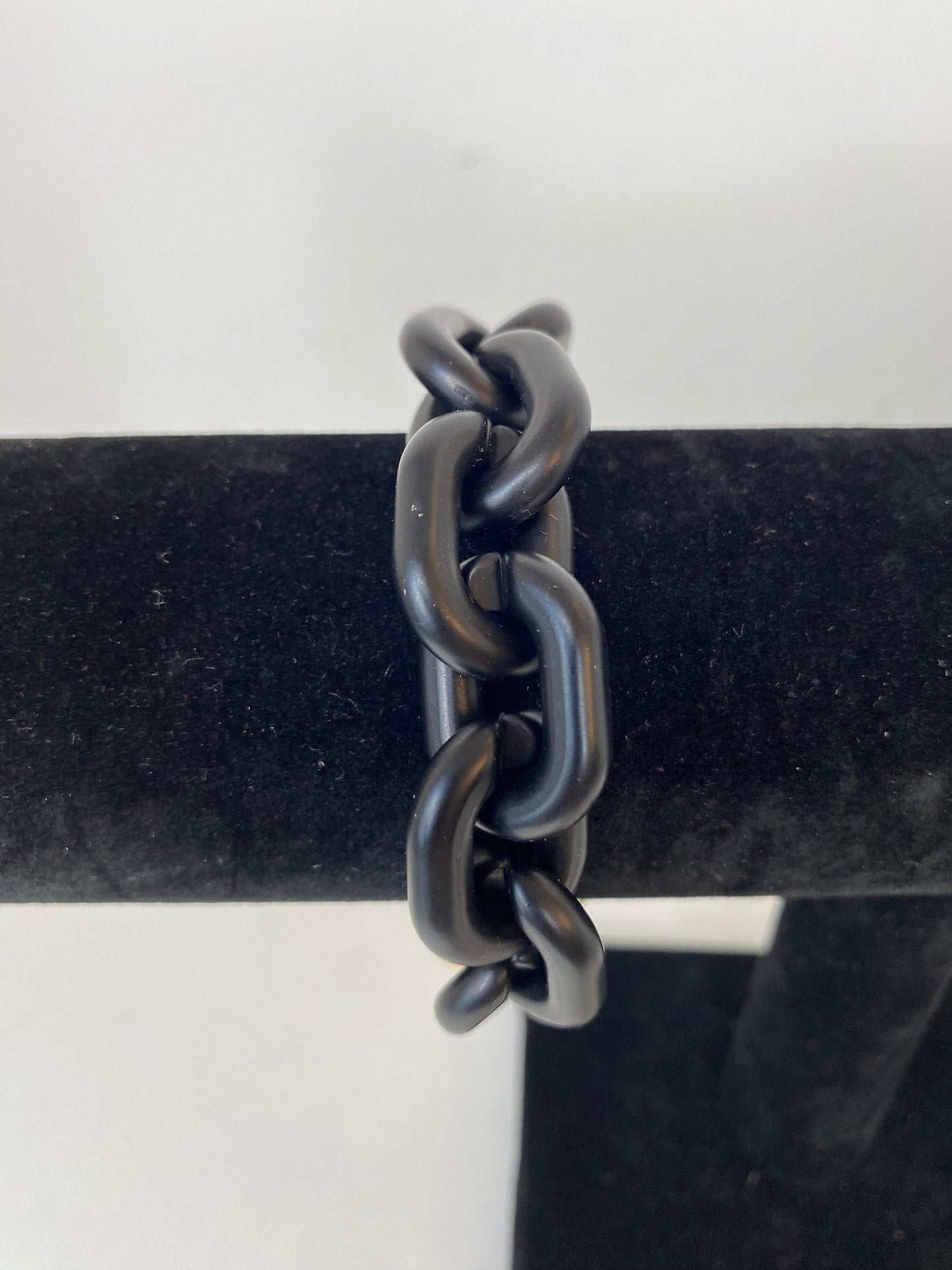 Chain Black Matt with strass ring Gold