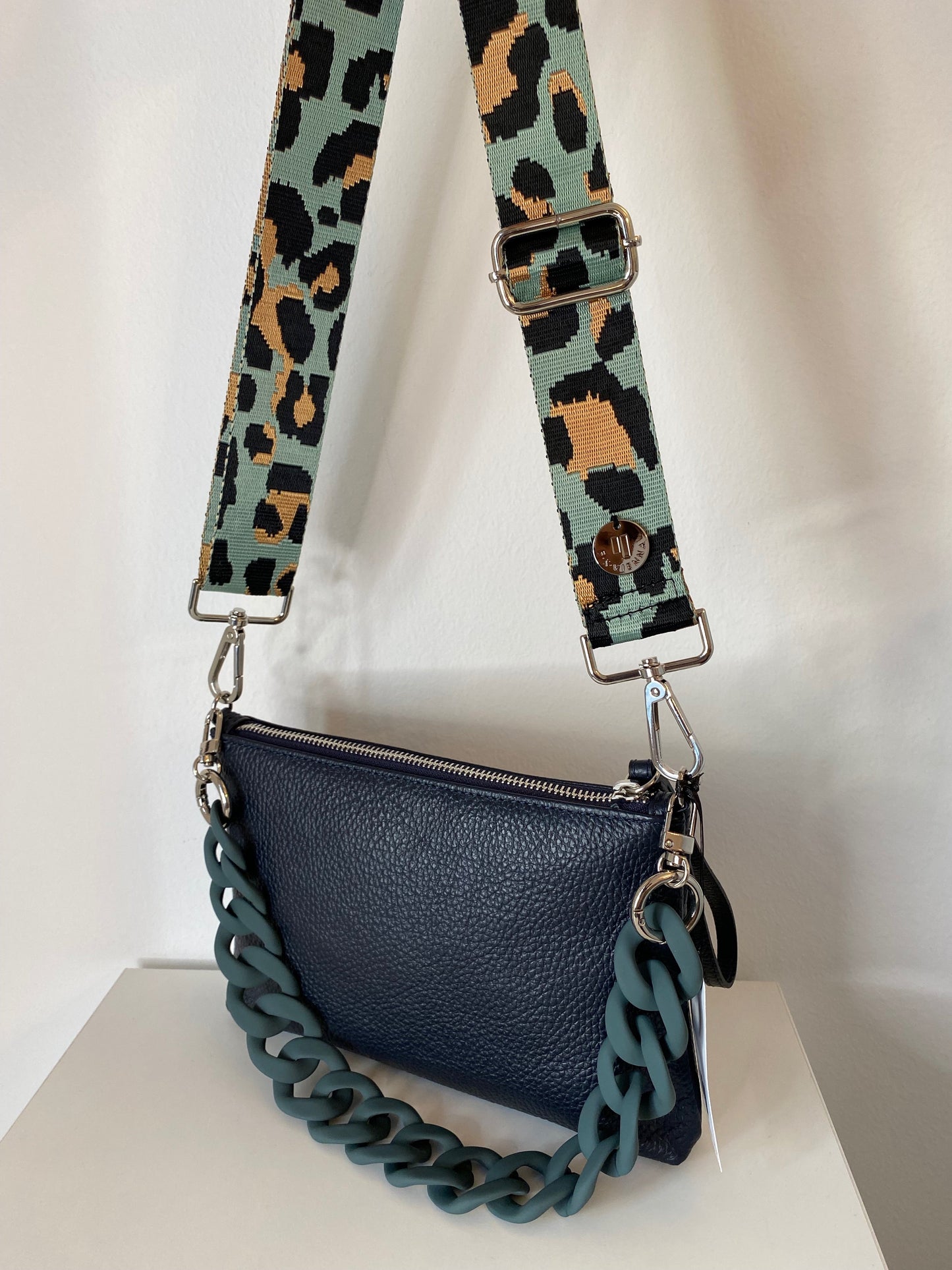 Kleine Anna Blue Navy - Leopard Jacquard Petrol Strap