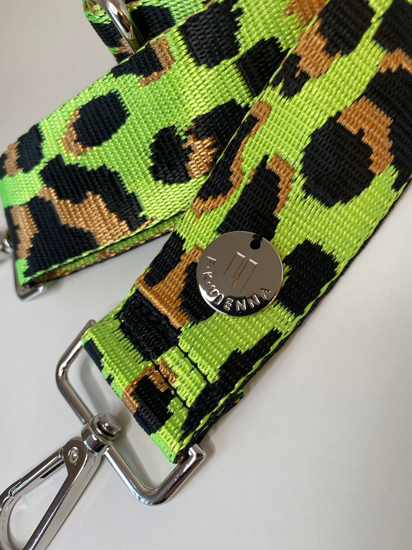 Shoulder Strap Bag Leopard 3,8 yellow neon / silver Hardware