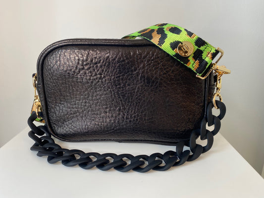 F-BAG Medium Black shiny buffalo