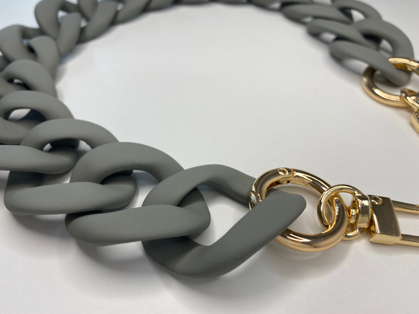 Chains - Bag's Handle grey pearl matt